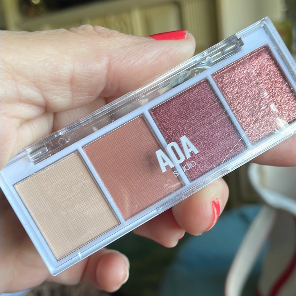 AOA Sealed Sunday Afternoon Eyeshadow FUZZY BLANKET